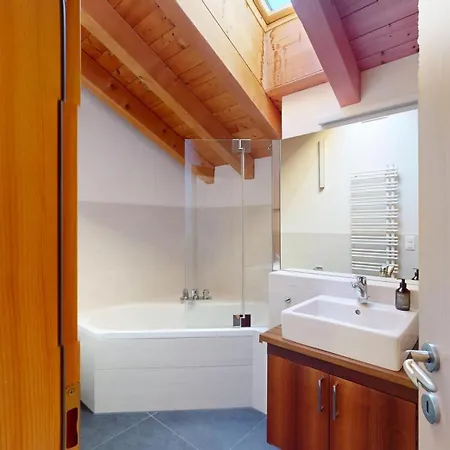 Abitaziun Allegra Sur Dg - Lägenhet Zuoz